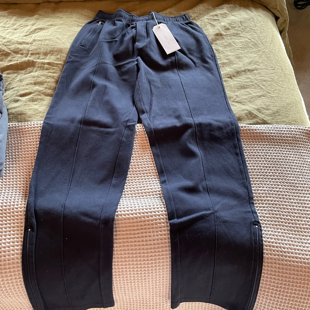NWT our legacy joggers.